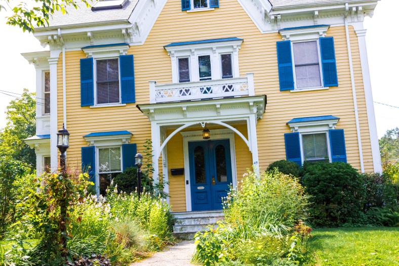 A home on Claremont Avenue. August 31, 2014. SC