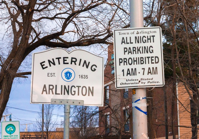 A preemptive effort to ensure that visitors to Arlington know the overnight parking bylaws. March 21, 2014.