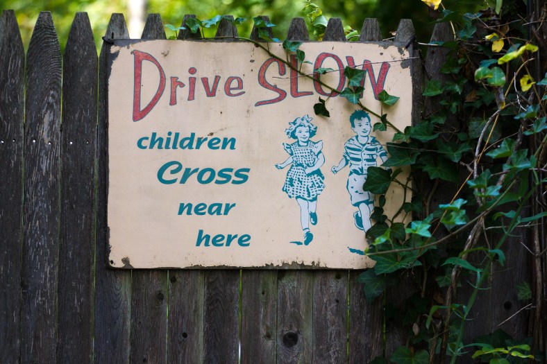 Children cross near Pond Lane. October 04, 2015.