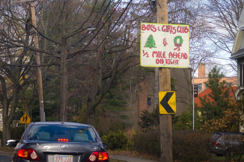 Ever closer to Christmas trees along Pleasant Street. November 26, 2015.